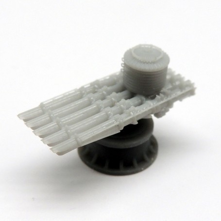 Mk.14 and Mk.15 quintuple torpedo tubes (x1)