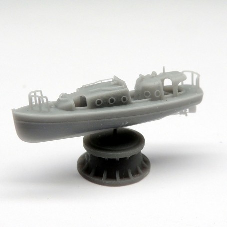 US Navy 35ft motor boat (x1)
